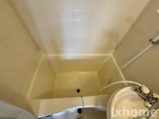 緑町ハイツの浴室|コンパクトで使いやすいお風呂です