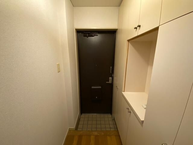シティビレッジ三咲の玄関