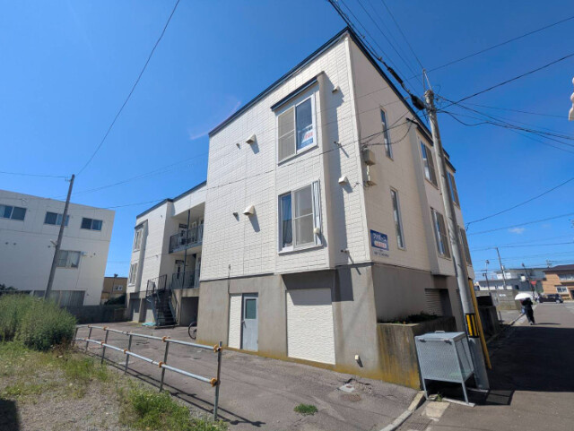 函館市宮前町のアパート