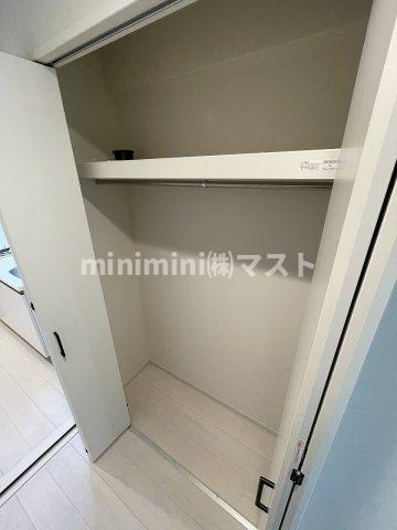 大阪市浪速区浪速東２丁目の賃貸マンションの収納