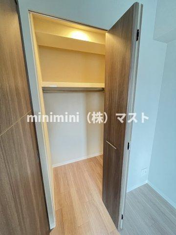 大阪市浪速区桜川４丁目の賃貸マンションの収納