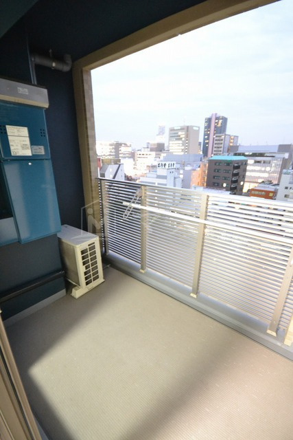 大阪市浪速区難波中３丁目の賃貸マンションのバルコニー