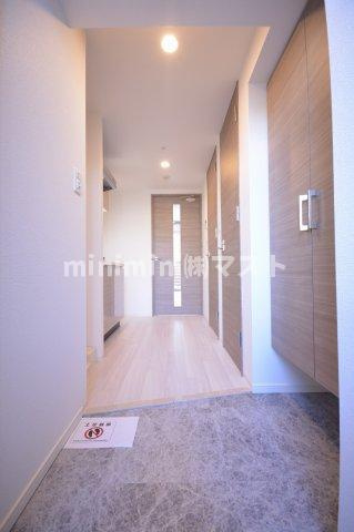 大阪市浪速区元町３丁目の賃貸マンションの玄関