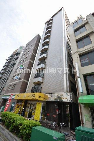 大阪市浪速区戎本町１丁目の賃貸マンションのエントランス