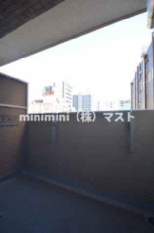 大阪市浪速区敷津東２丁目の賃貸マンションのバルコニー|別部屋参考写真