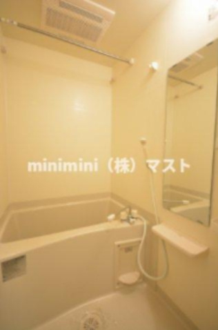 大阪市浪速区敷津東２丁目の賃貸マンションの浴室|別部屋参考写真