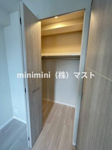 大阪市浪速区桜川４丁目の賃貸マンションの収納