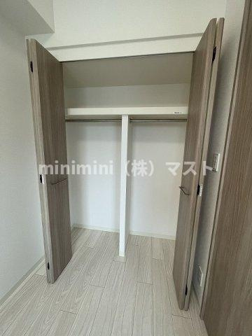 大阪市浪速区桜川４丁目の賃貸マンションの収納