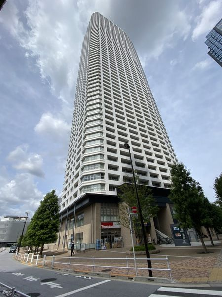 ザ・パークハウス西新宿タワー６０の外観
