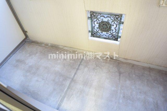 大阪市浪速区塩草３丁目の賃貸マンションのバルコニー