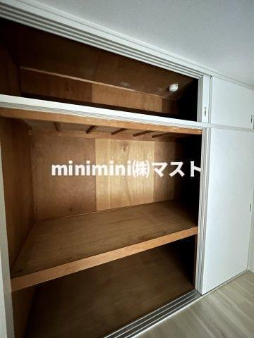 大阪市浪速区難波中３丁目の賃貸マンションの収納