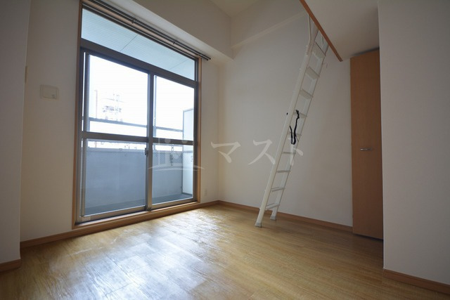 大阪市浪速区元町２丁目の賃貸マンションの内装