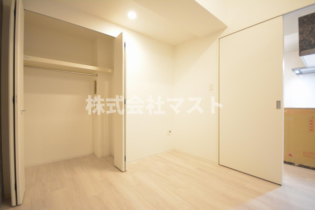 大阪市浪速区桜川１丁目の賃貸マンションの居間・リビング