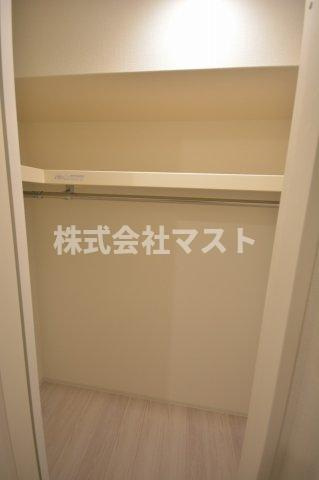 大阪市浪速区桜川１丁目の賃貸マンションの収納