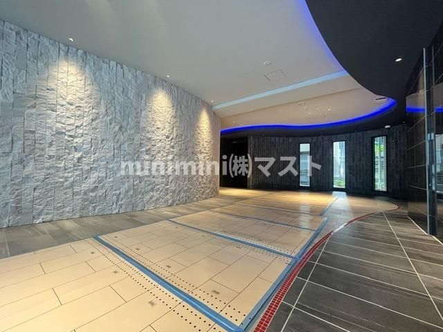 大阪市浪速区桜川１丁目の賃貸マンションのロビー