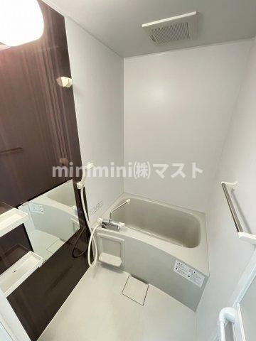 大阪市浪速区塩草３丁目の賃貸マンションの浴室