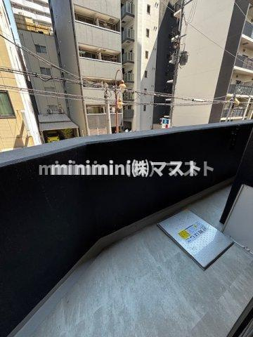 大阪市浪速区日本橋東１丁目の賃貸マンションのバルコニー