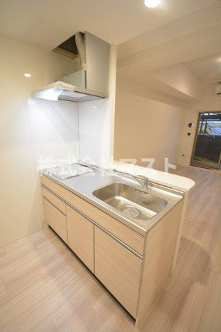 大阪市浪速区桜川１丁目の賃貸マンションのキッチン