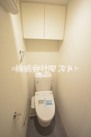 大阪市浪速区桜川１丁目の賃貸マンションのトイレ