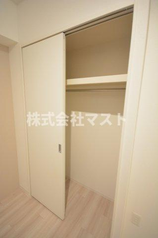 大阪市浪速区桜川１丁目の賃貸マンションの収納