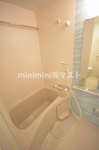 大阪市浪速区日本橋東２丁目の賃貸マンションの浴室