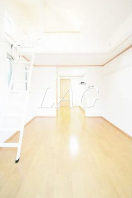 【居間・リビング】 | 板橋区前野町５丁目戸建 | 洋室のお部屋です。