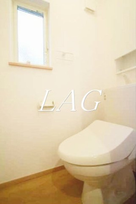 【トイレ】 | 板橋区前野町５丁目戸建 | トイレです。