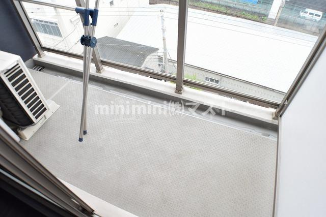 大阪市浪速区桜川４丁目の賃貸マンションのバルコニー