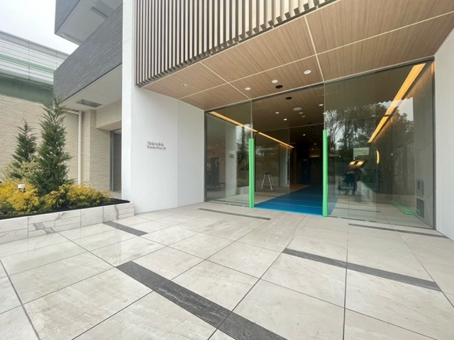 大阪市浪速区浪速西１丁目の賃貸マンションのエントランス
