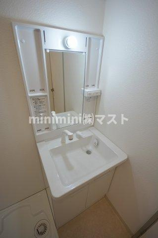 大阪市浪速区恵美須西２丁目の賃貸マンションの洗面所