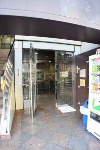 大阪市浪速区恵美須西２丁目の賃貸マンションのロビー
