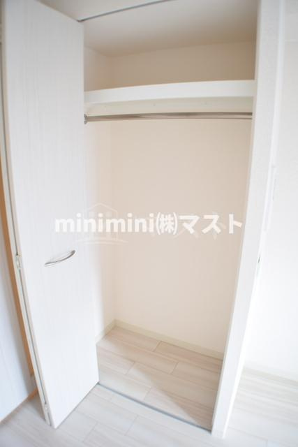 大阪市浪速区敷津西１丁目の賃貸マンションの収納