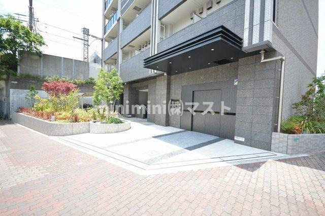 大阪市浪速区大国１丁目の賃貸マンションのエントランス