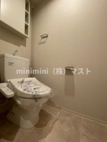 大阪市浪速区敷津東２丁目の賃貸マンションのトイレ