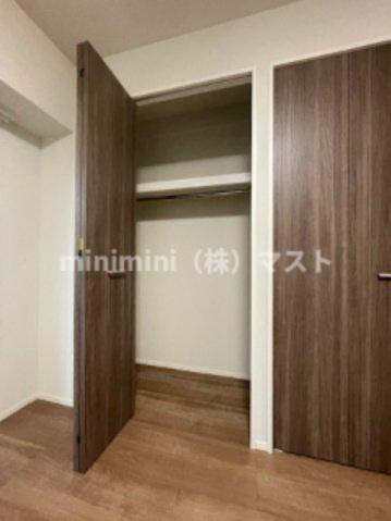 大阪市浪速区敷津東２丁目の賃貸マンションの収納