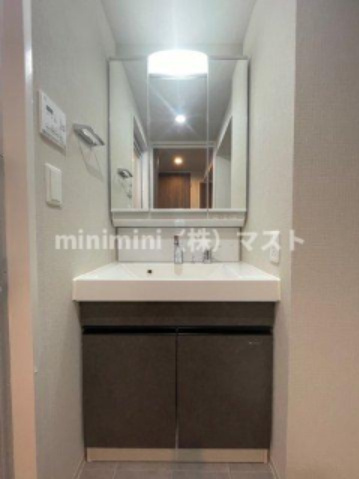 大阪市浪速区敷津東２丁目の賃貸マンションの洗面所