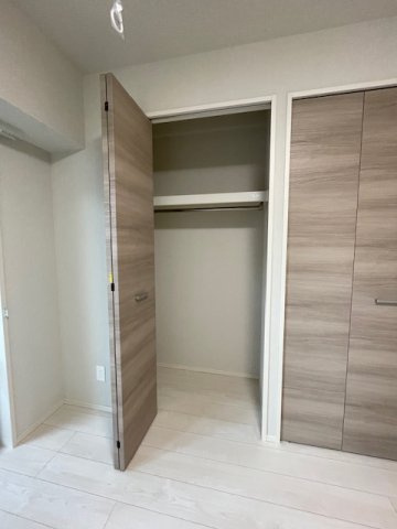 大阪市浪速区敷津東２丁目の賃貸マンションの収納