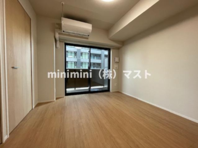 大阪市浪速区敷津東２丁目の賃貸マンションの居間・リビング