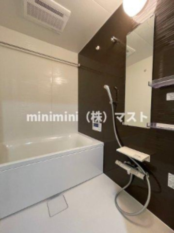 大阪市浪速区敷津東２丁目の賃貸マンションの浴室