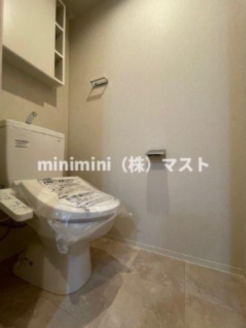 大阪市浪速区敷津東２丁目の賃貸マンションのトイレ