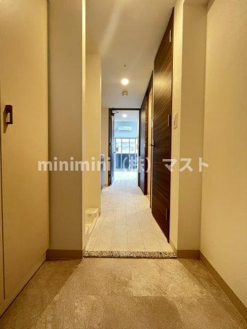 大阪市浪速区日本橋５丁目の賃貸マンションの玄関