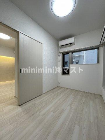 大阪市浪速区恵美須西１丁目の賃貸マンションの居間・リビング