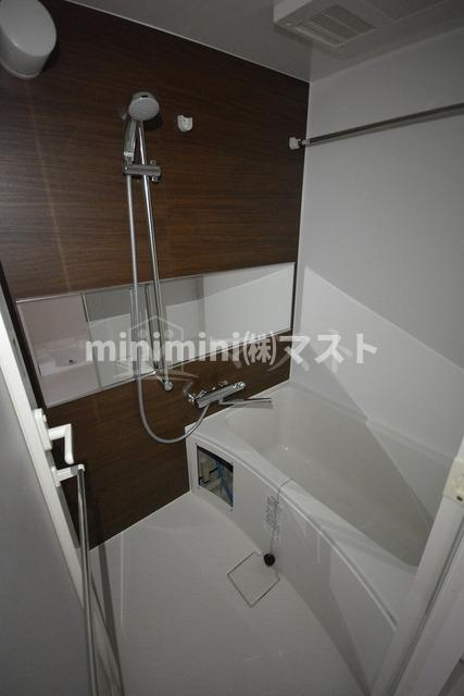 大阪市浪速区塩草１丁目の賃貸マンションの浴室|※同マンション別間取り参考写真です