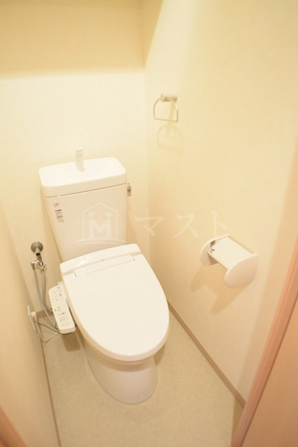 大阪市浪速区恵美須西２丁目の賃貸マンションのトイレ|ウォシュレット付