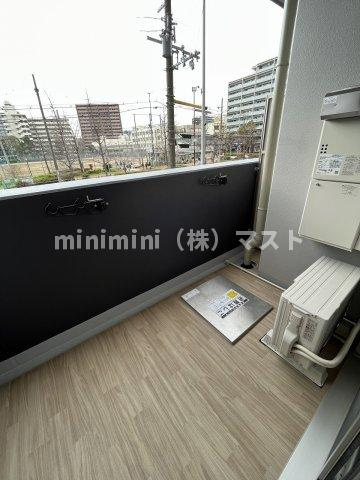 大阪市浪速区稲荷１丁目の賃貸マンションのバルコニー