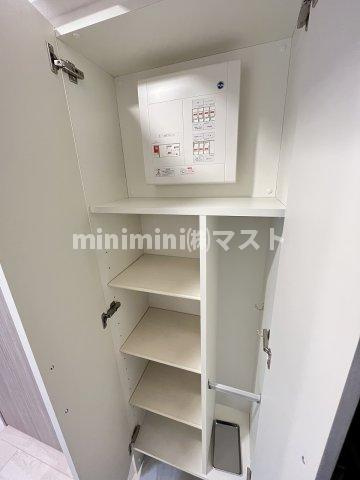 大阪市浪速区稲荷１丁目の賃貸マンションの収納