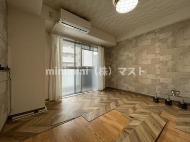 大阪市浪速区難波中１丁目の賃貸マンションの居間・リビング|別部屋参考写真