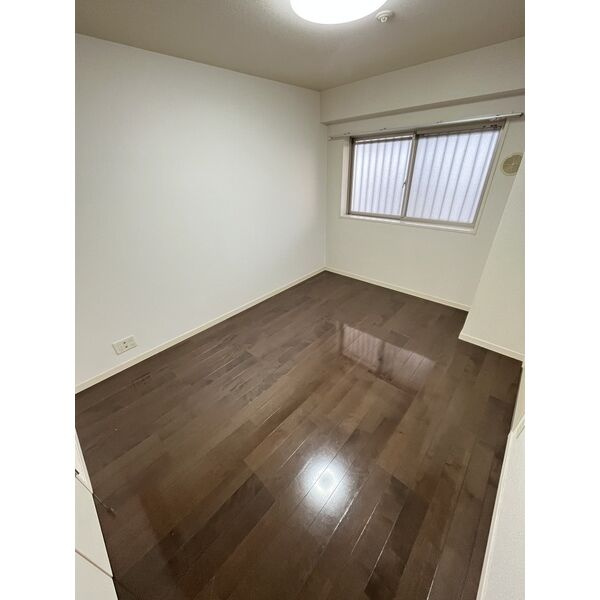 大阪市浪速区敷津西１丁目の賃貸マンションの洋室