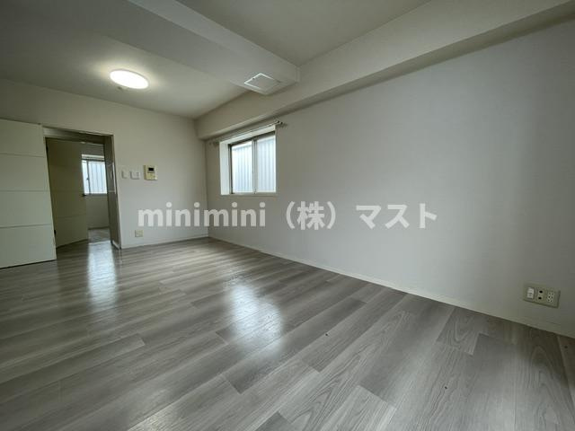 大阪市浪速区敷津西１丁目の賃貸マンションの洋室