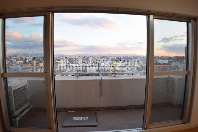 大阪市浪速区幸町３丁目の賃貸マンションのバルコニー
